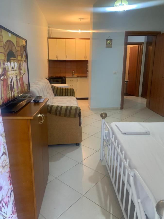 Caramel Sun Apartment Sarande Exterior photo